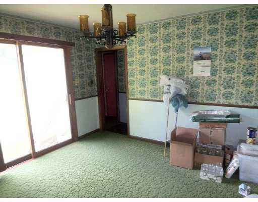 164 Old Mill Road Chalk Hill, PA 15421 - Photo 5 of 8 Dining Room.