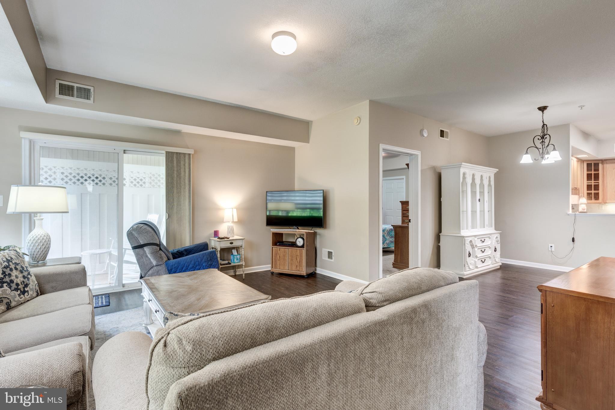 306 Marshview Road, Unit 306 Stewartstown, PA 17363 - Photo 6 of 33
