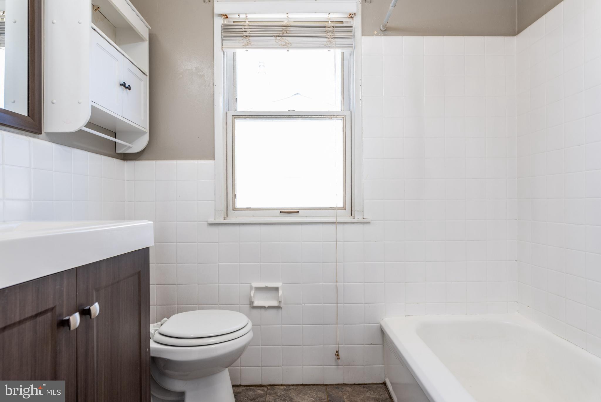 1423 Blackrock Road Swarthmore, PA 19081 - Photo 15 of 25 Hall Bath, Updated