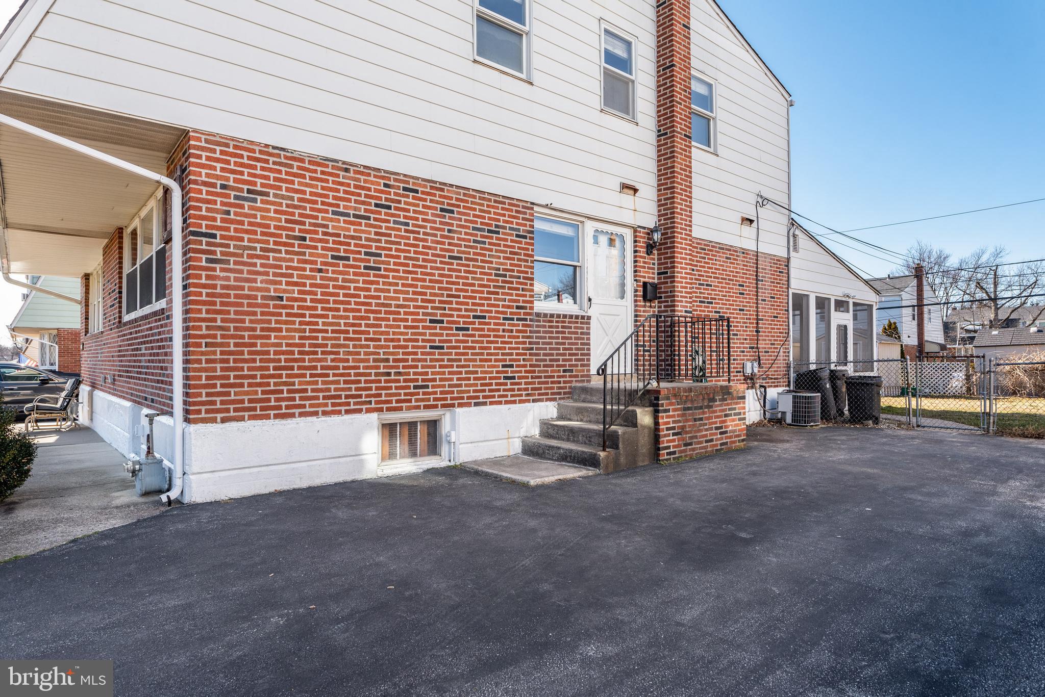 1423 Blackrock Road Swarthmore, PA 19081 - Photo 24 of 25 Driveway Parkking.