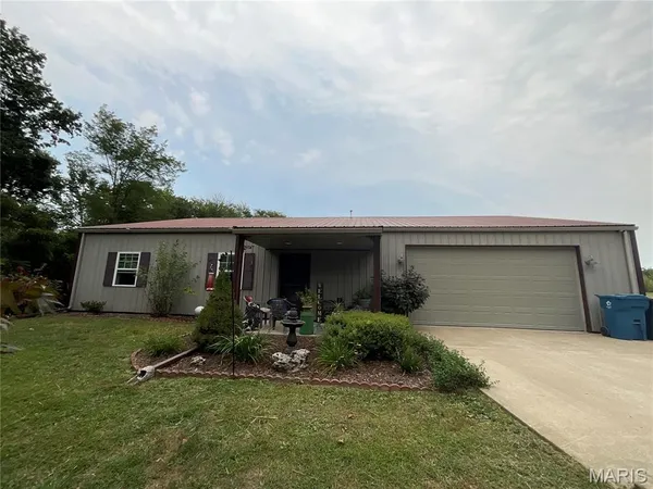 $304,900 | 5414 County Road 150, Taylor, MO 63471