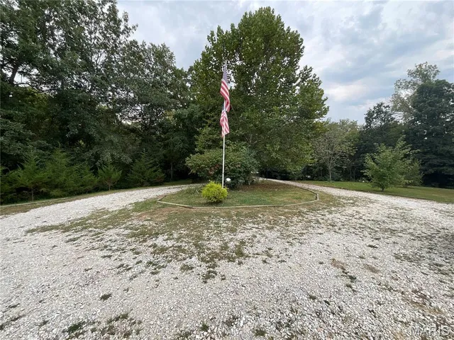 $319,900 | 5414 County Road 150, Taylor, MO 63471