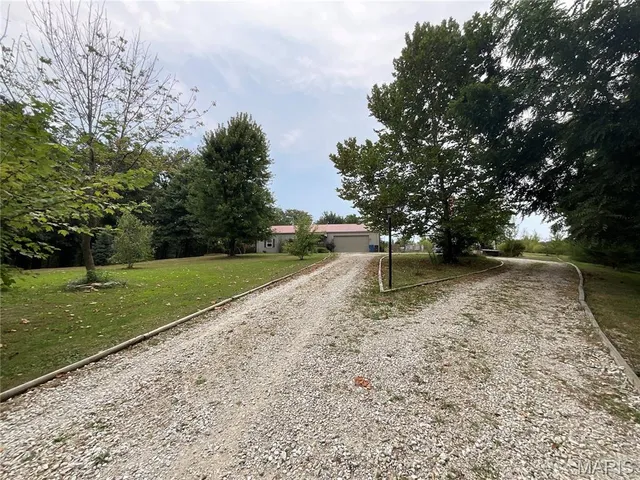 $319,900 | 5414 County Road 150, Taylor, MO 63471