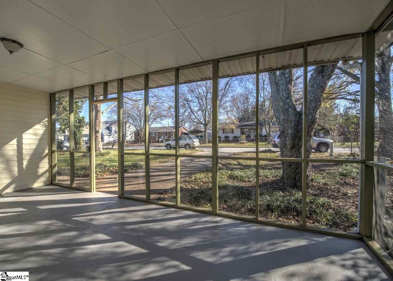 11 Melrose Road Greenville, SC 29605 - Photo 22 of 26 Gallery Image 22