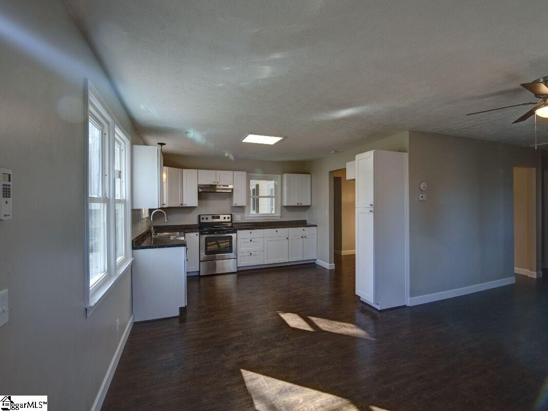 11 Melrose Road Greenville, SC 29605 - Photo 7 of 26 Gallery Image 7