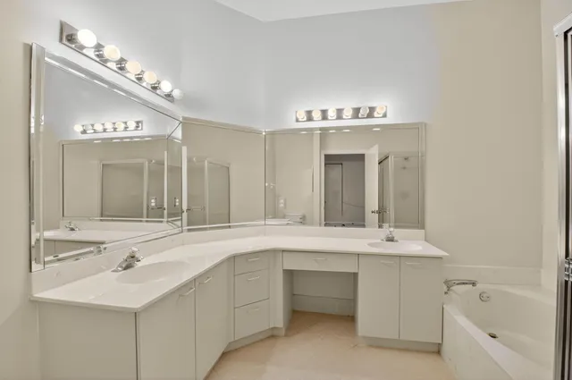 $2,500 | 5136 Floria Drive, Unit N, Boynton Beach, FL 33437