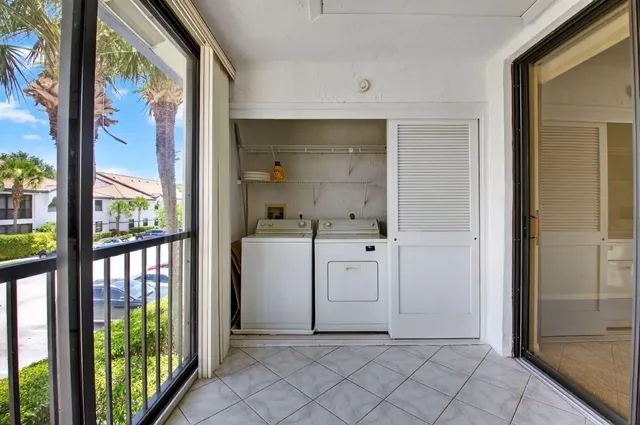 $2,500 | 5136 Floria Drive, Unit N, Boynton Beach, FL 33437