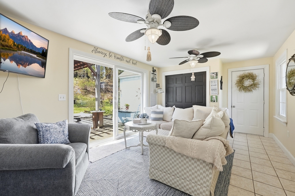 16 Brigham Road Paxton, MA 01612 - Photo 8 of 42 Gallery Image 8