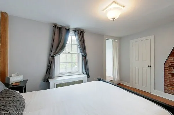 $4,000 | 300 Broadway, Newport, RI 02840