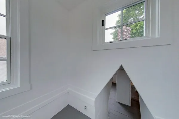 $4,000 | 300 Broadway, Newport, RI 02840