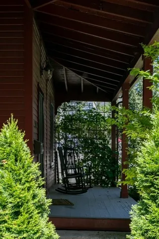 $4,000 | 300 Broadway, Newport, RI 02840