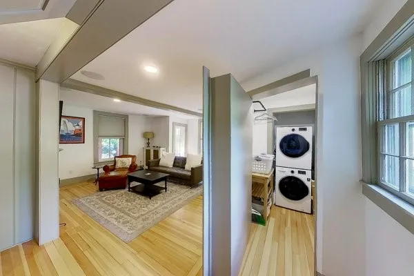 $4,000 | 300 Broadway, Newport, RI 02840