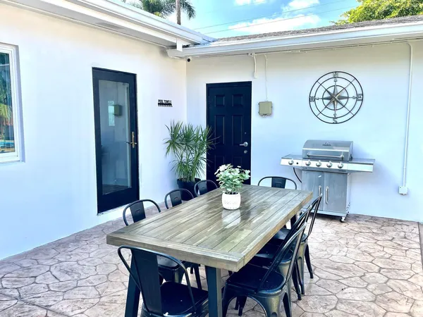 $1,190,000 | 2809 Southwest 46th Street, Dania Beach, FL 33312