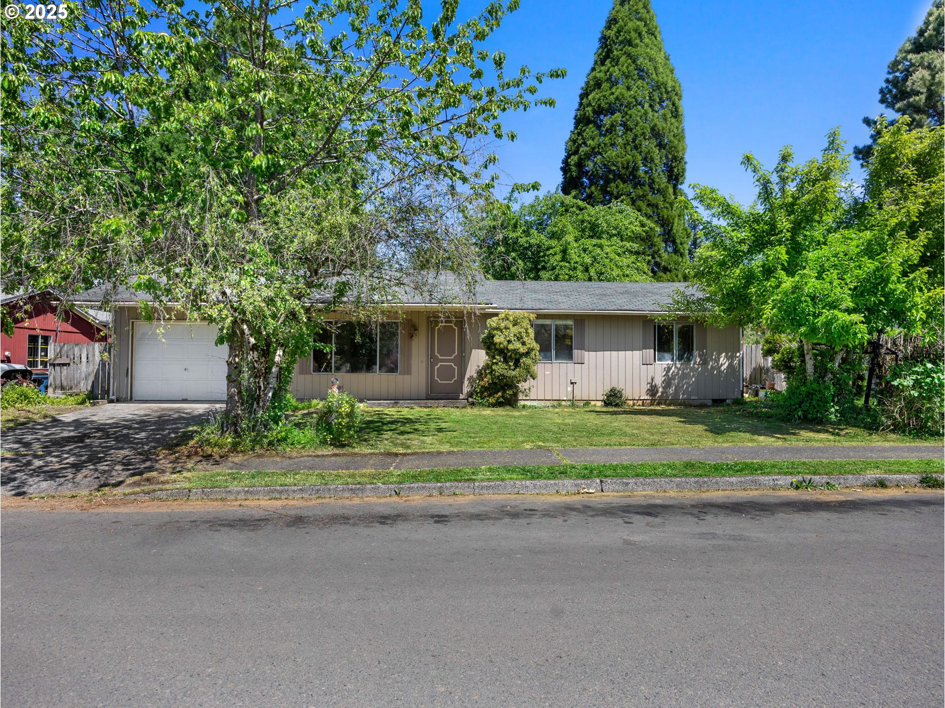 39775 Davis Street Sandy, OR 97055 - Photo 2 of 34 Gallery Image 2