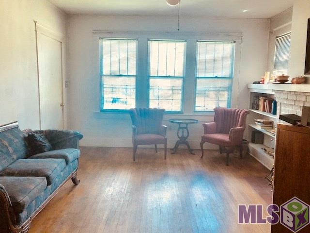 1644 Olive Street Baton Rouge, LA 70802 - Photo 5 of 15 Den with Window View