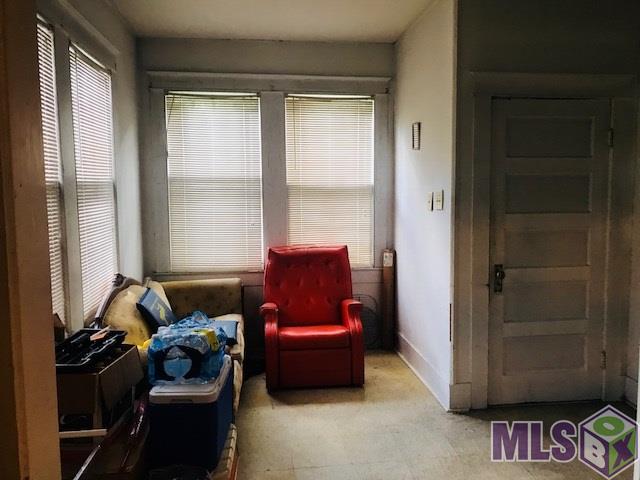 1644 Olive Street Baton Rouge, LA 70802 - Photo 10 of 15 Breakfast-Keeping Area