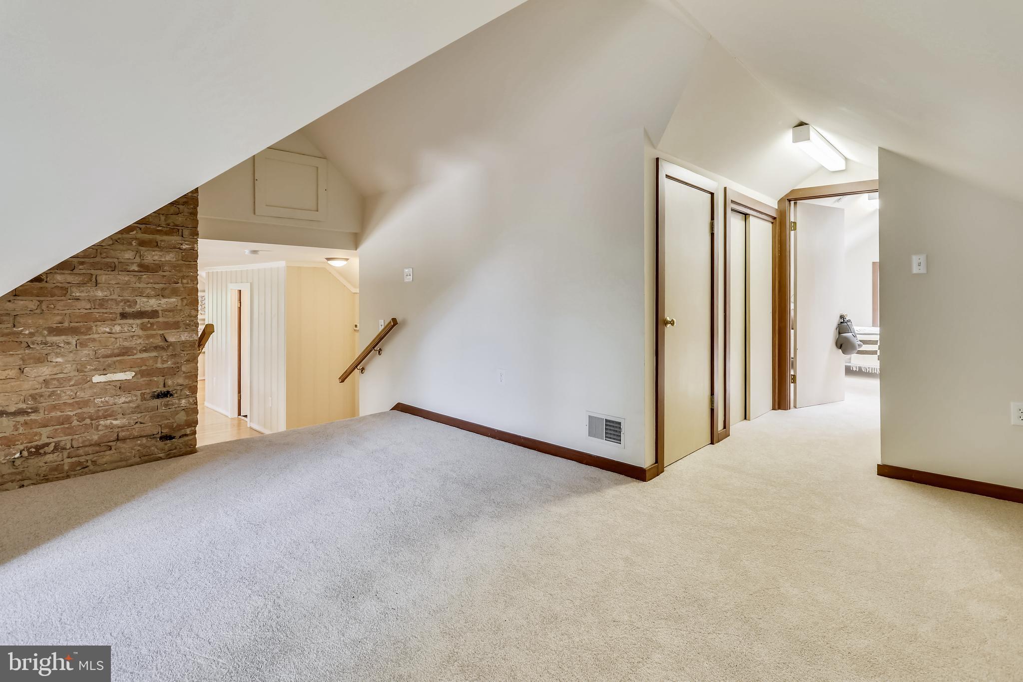 5905 Lenox Road Bethesda, MD 20817 - Photo 33 of 50 Bonus upper level suite