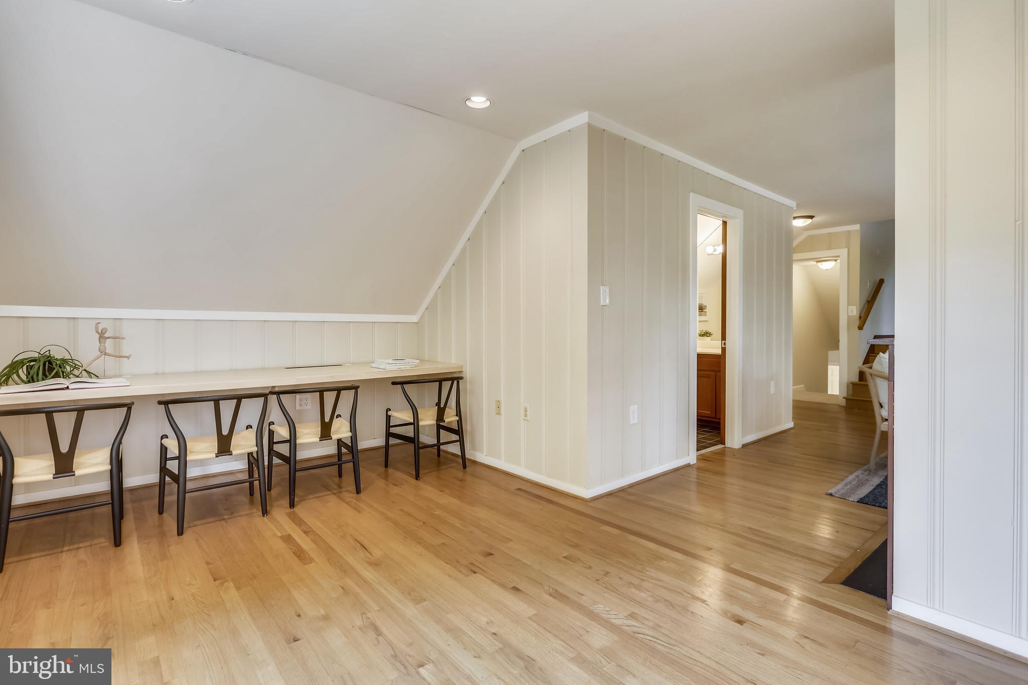 5905 Lenox Road Bethesda, MD 20817 - Photo 43 of 50 Bonus upper level suite