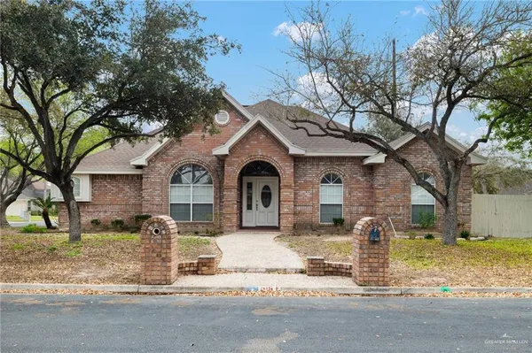 $275,000 | 516 East Wisteria Avenue, McAllen, TX 78504
