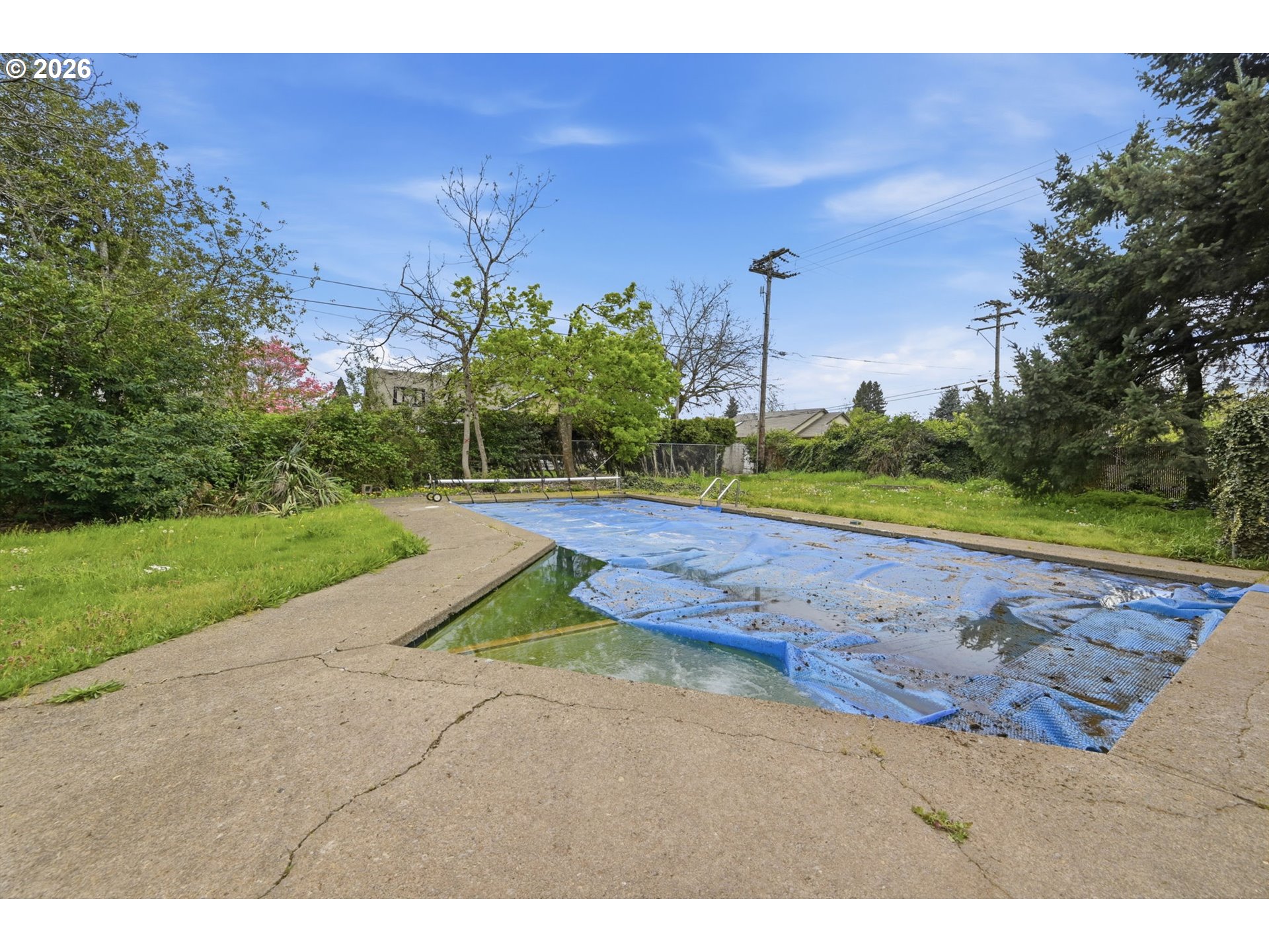 885 Aspen Street Springfield, OR 97477 - Photo 10 of 33