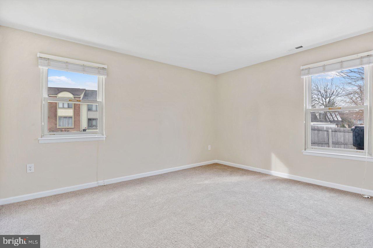 39 Cardinal Drive Clementon, NJ 08021 - Photo 20 of 33