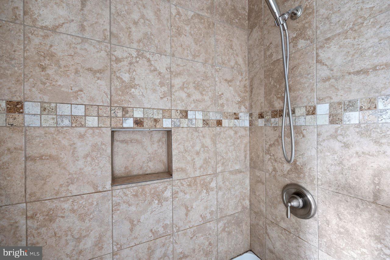 39 Cardinal Drive Clementon, NJ 08021 - Photo 28 of 33