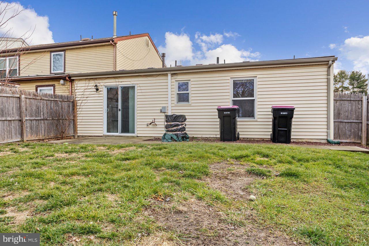 39 Cardinal Drive Clementon, NJ 08021 - Photo 6 of 33