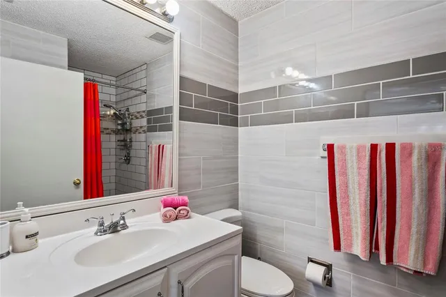 $299,900 | 9013 Nakoma Way, Weeki Wachee, FL 34613