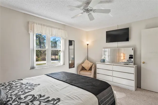 $299,900 | 9013 Nakoma Way, Weeki Wachee, FL 34613