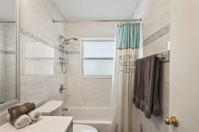 $299,900 | 9013 Nakoma Way, Weeki Wachee, FL 34613