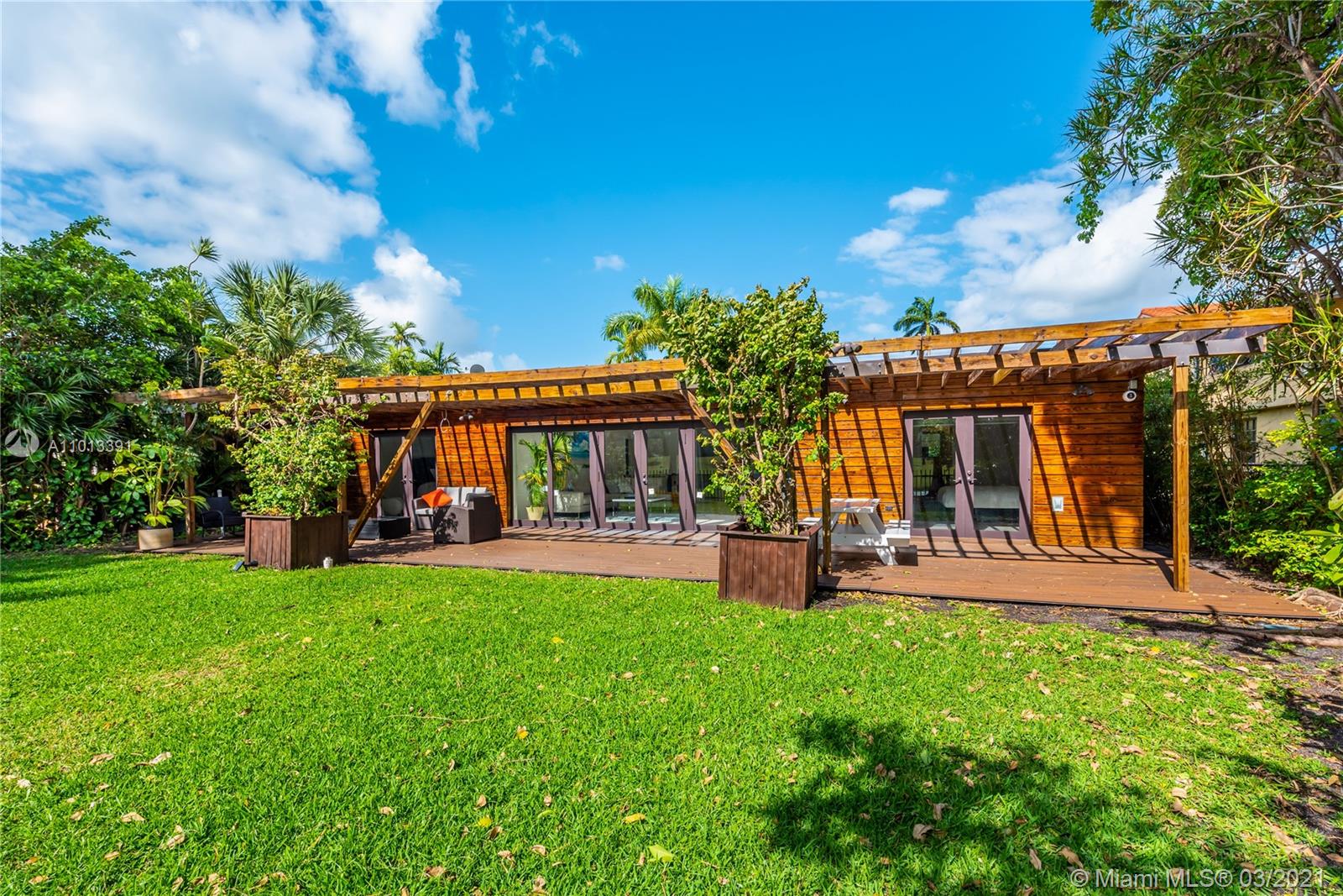 5229 Alton Road Miami Beach, FL 33140 - Photo 23 of 53