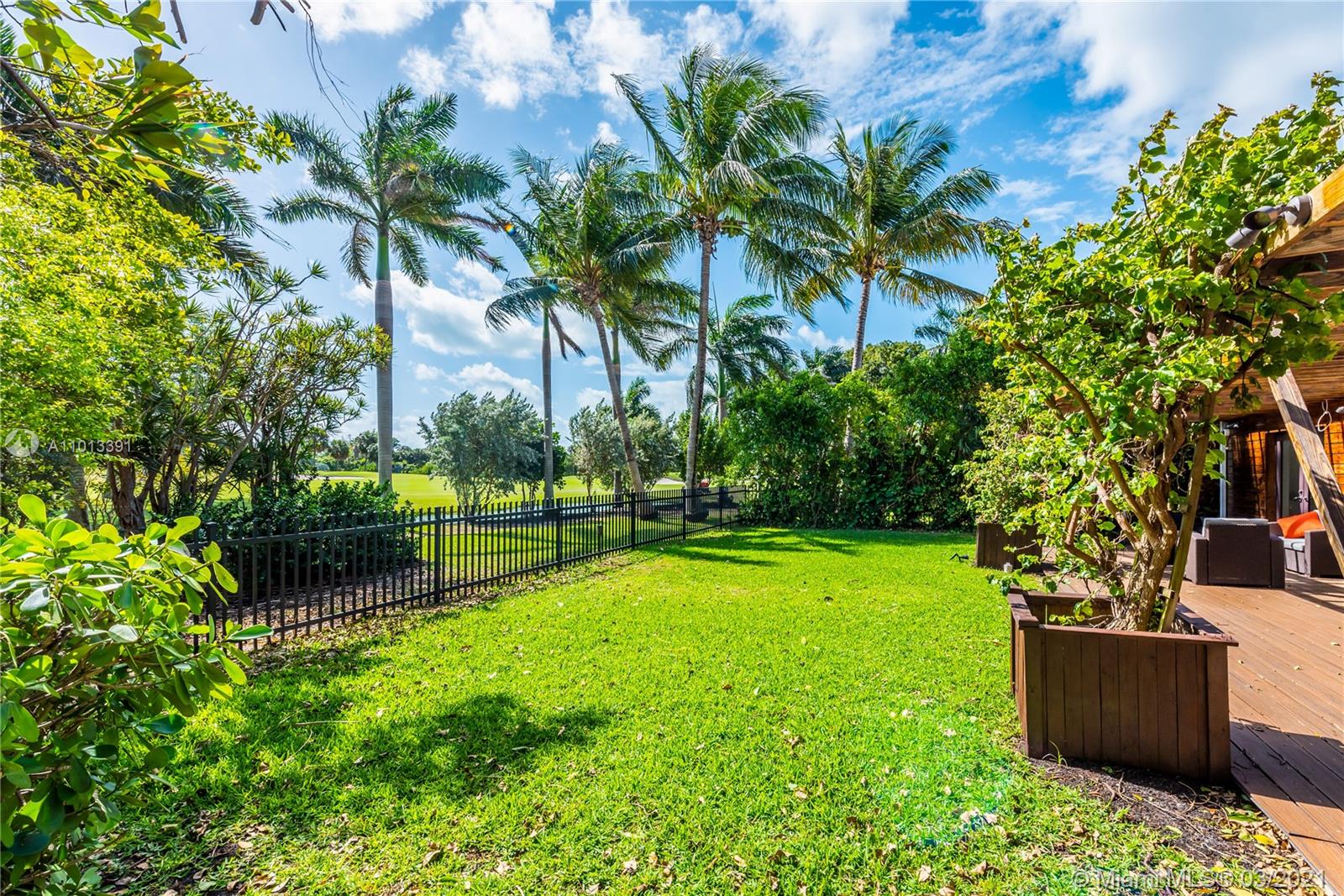 5229 Alton Road Miami Beach, FL 33140 - Photo 25 of 53