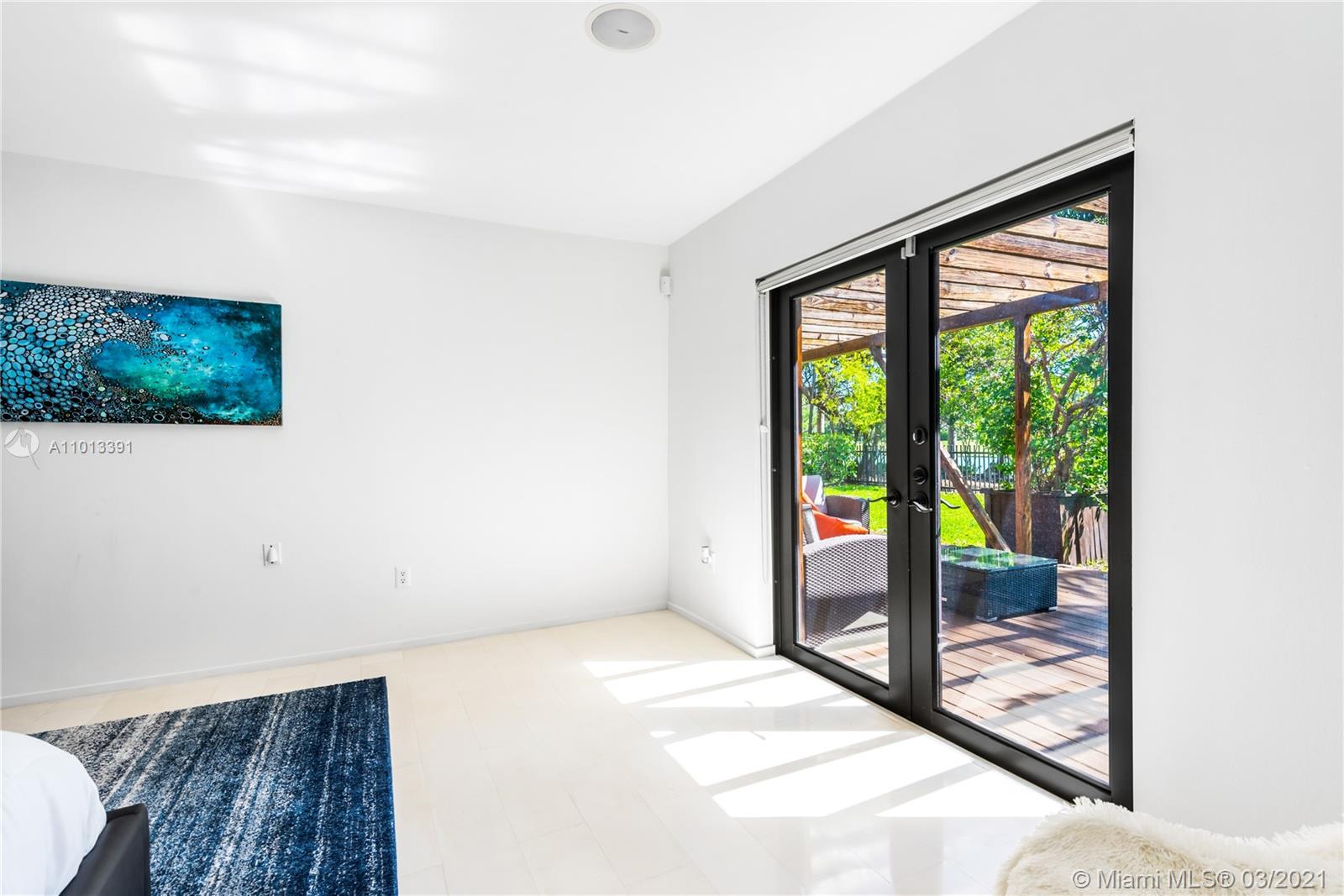 5229 Alton Road Miami Beach, FL 33140 - Photo 32 of 53