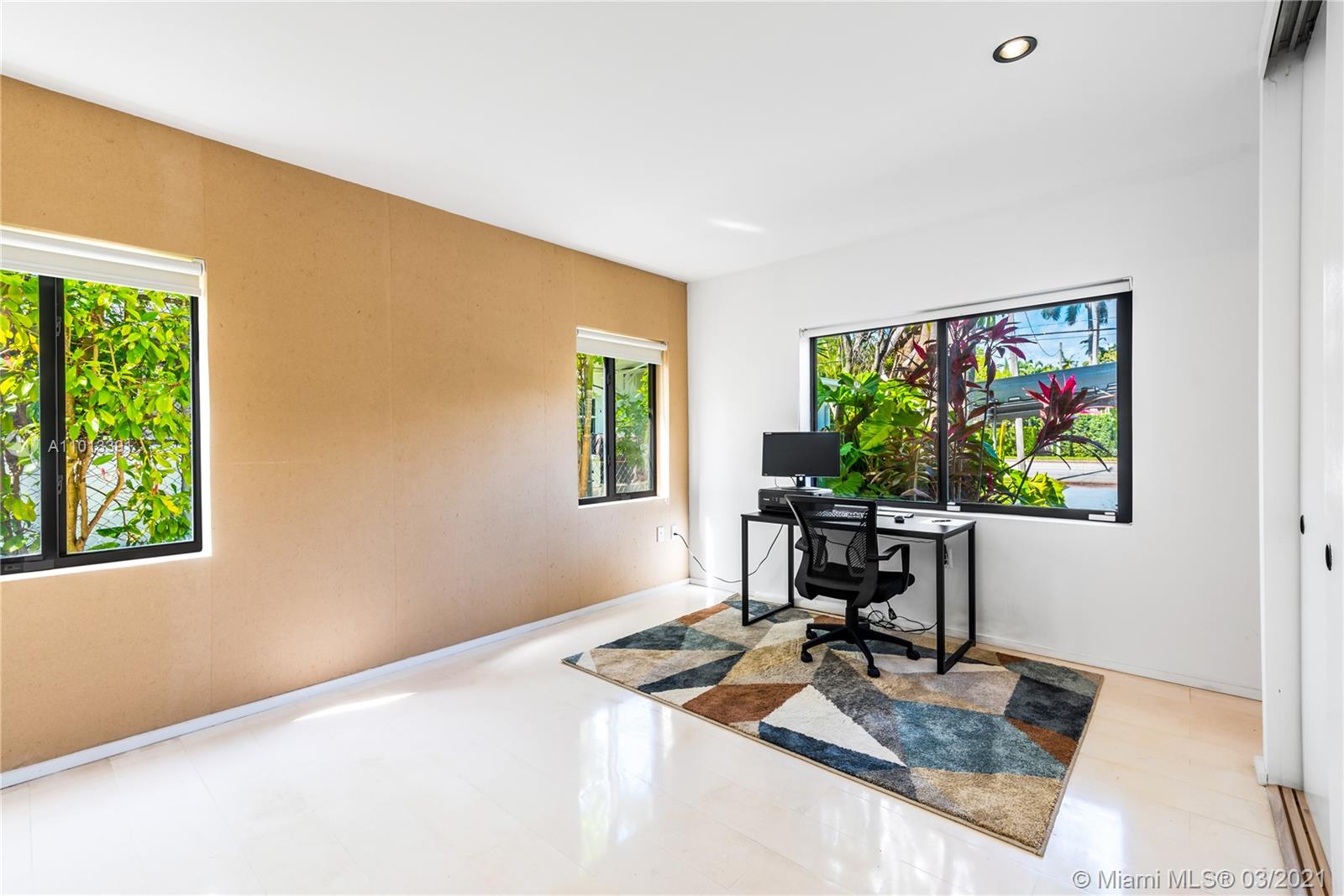 5229 Alton Road Miami Beach, FL 33140 - Photo 42 of 53