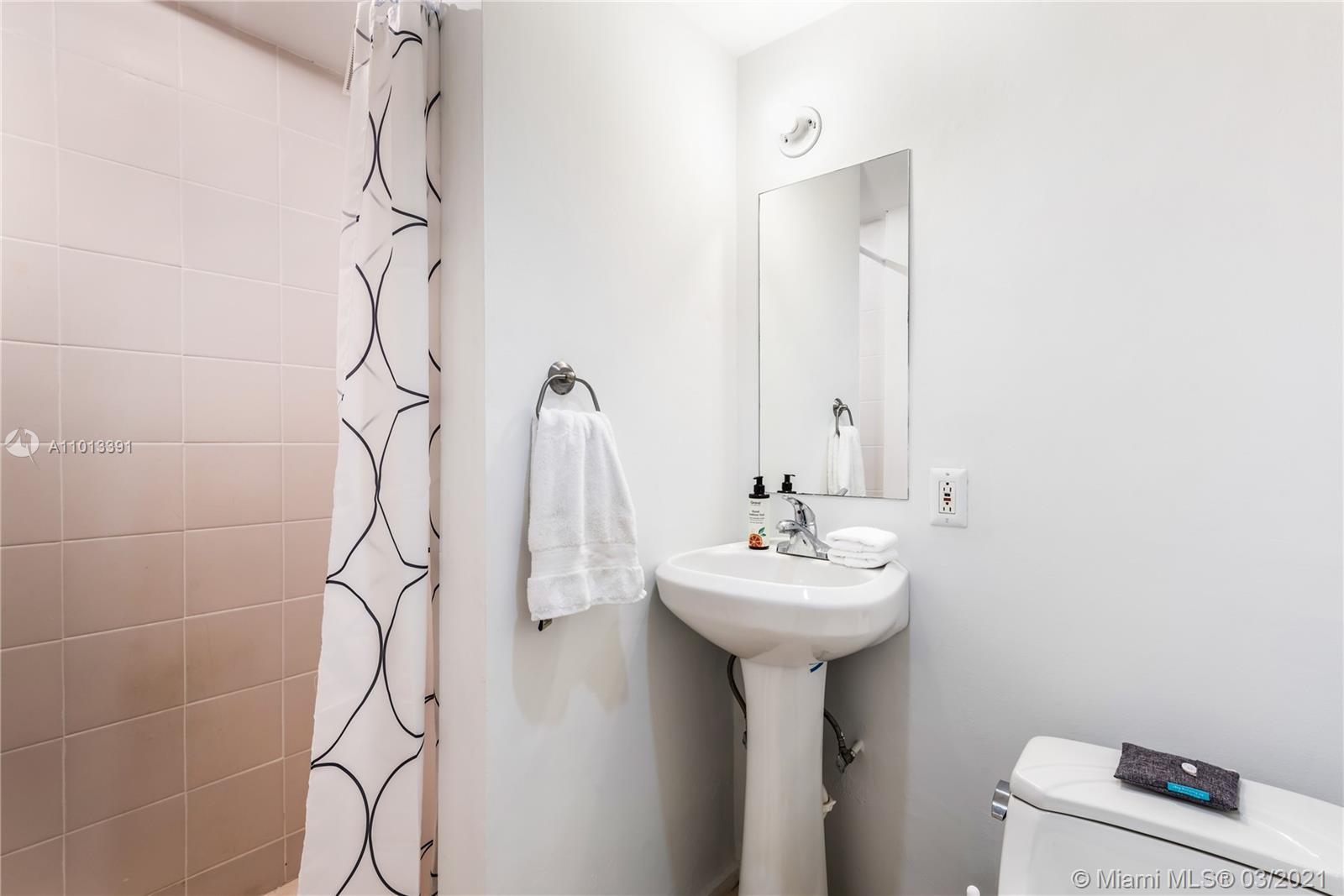 5229 Alton Road Miami Beach, FL 33140 - Photo 47 of 53