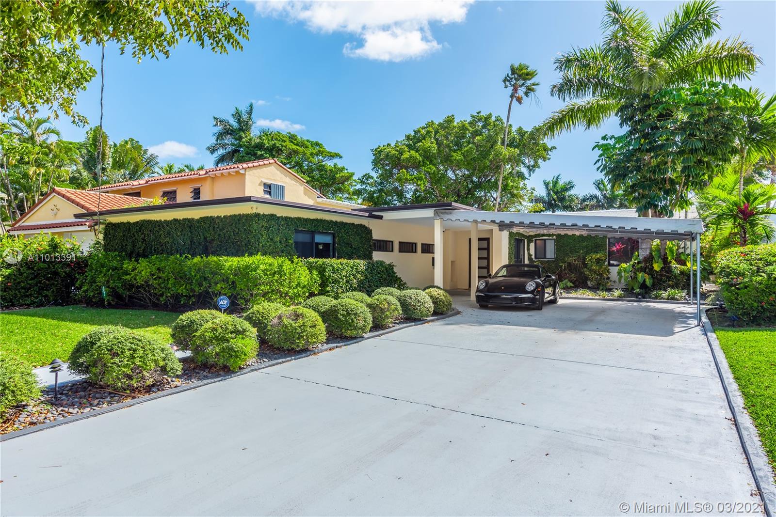 5229 Alton Road Miami Beach, FL 33140 - Photo 7 of 53