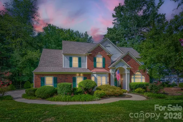 $840,000 | 10808 Pomerane Place, Charlotte, NC 28277