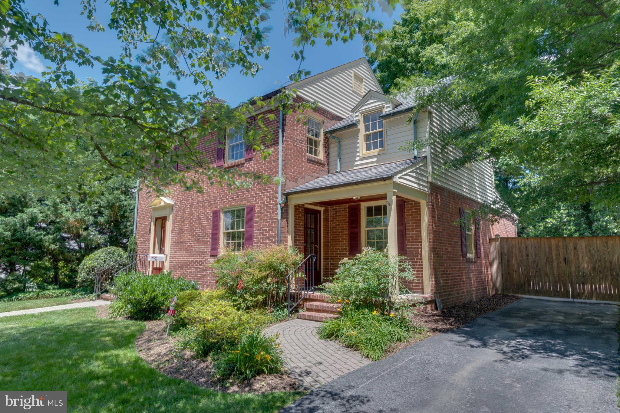 802 Kingston Road Baltimore, MD 21212 - Photo 1 of 57