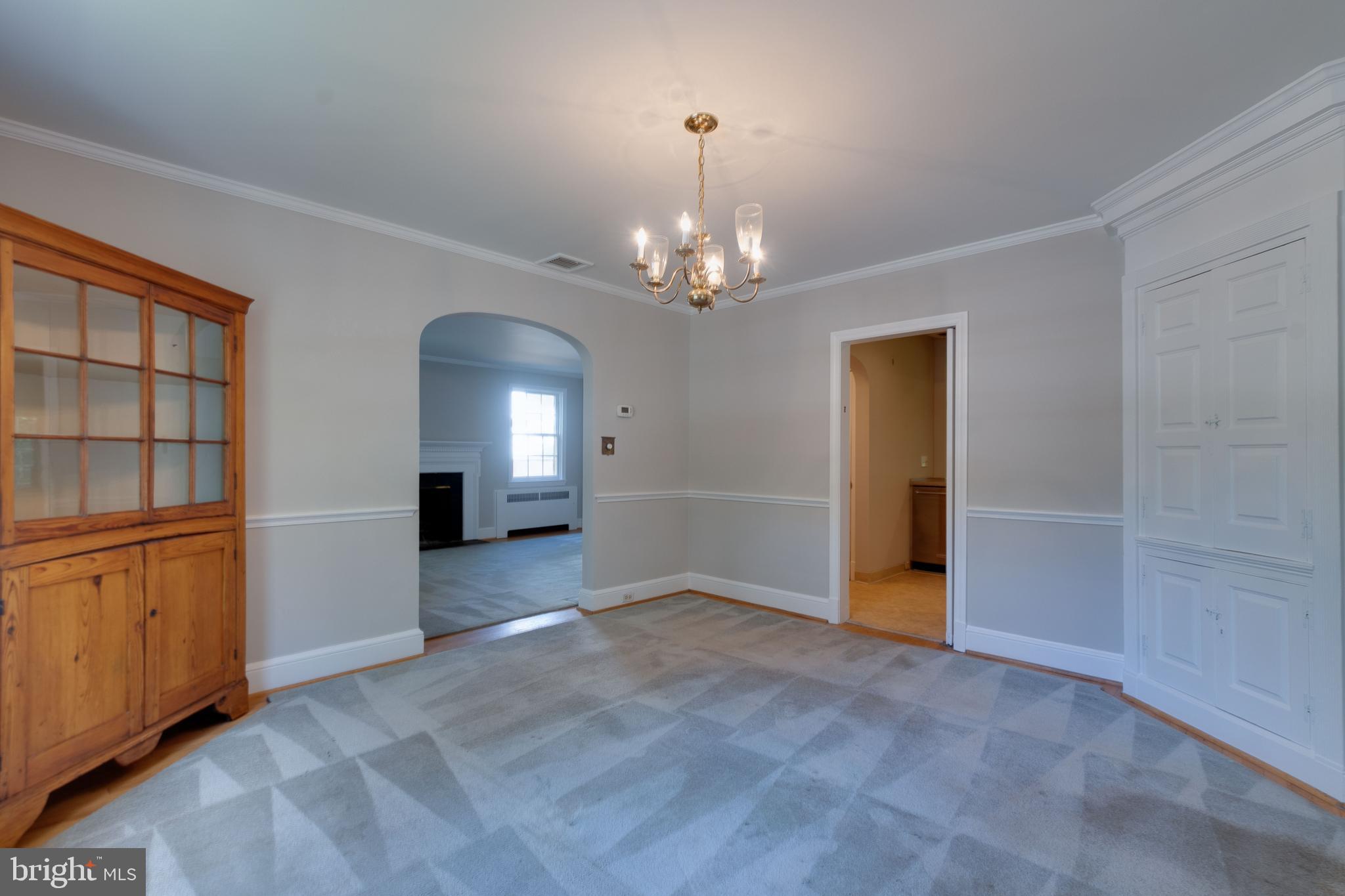 802 Kingston Road Baltimore, MD 21212 - Photo 12 of 57