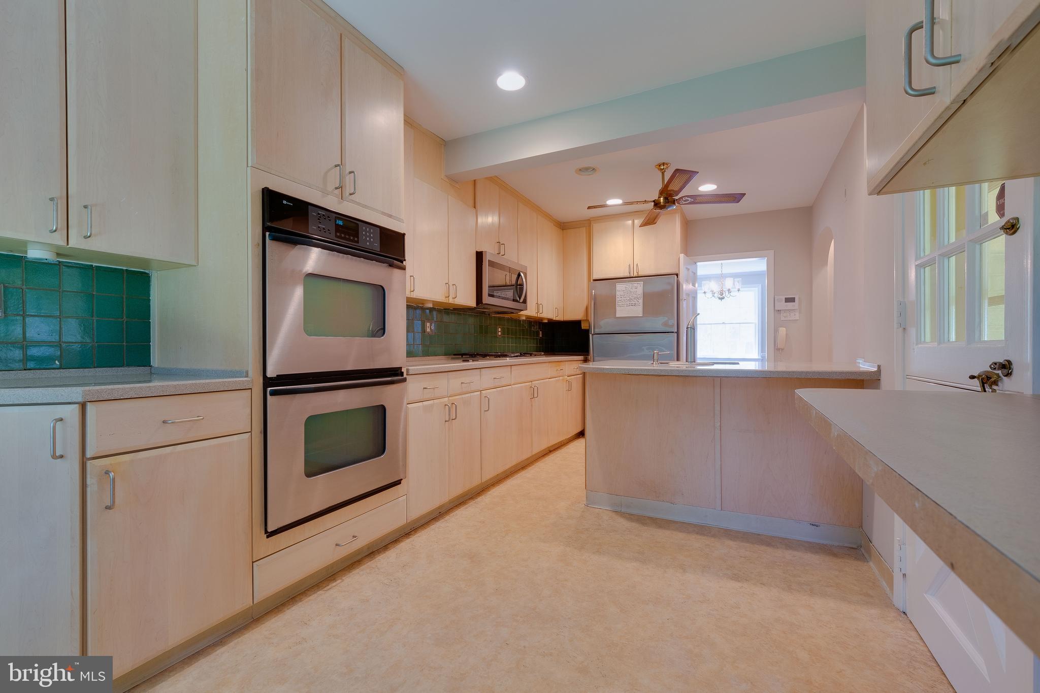 802 Kingston Road Baltimore, MD 21212 - Photo 20 of 57