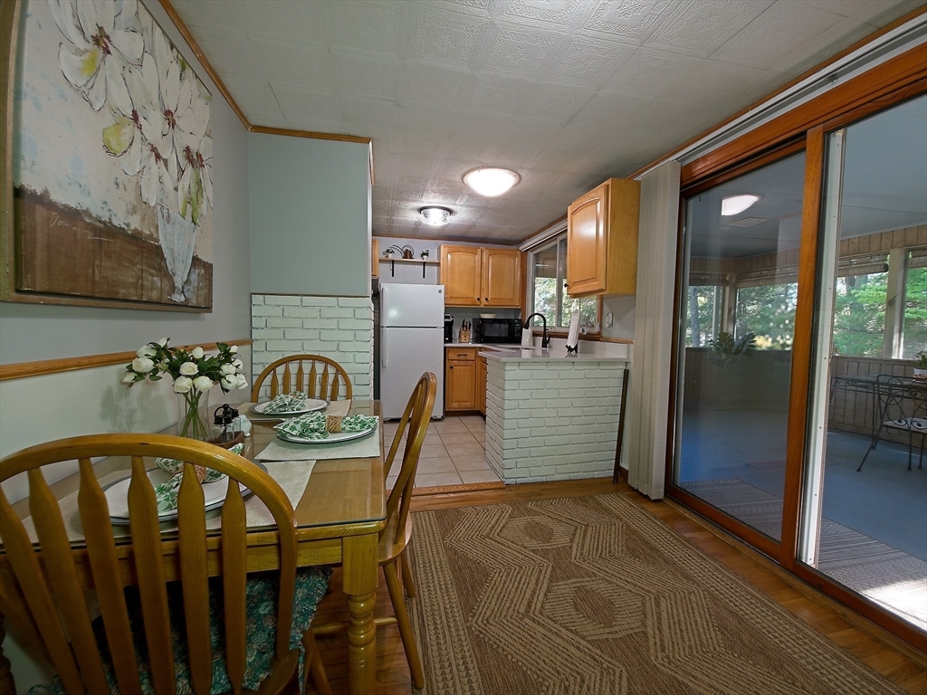 71 Francis Wyman Road Burlington, MA 01803 - Photo 7 of 23