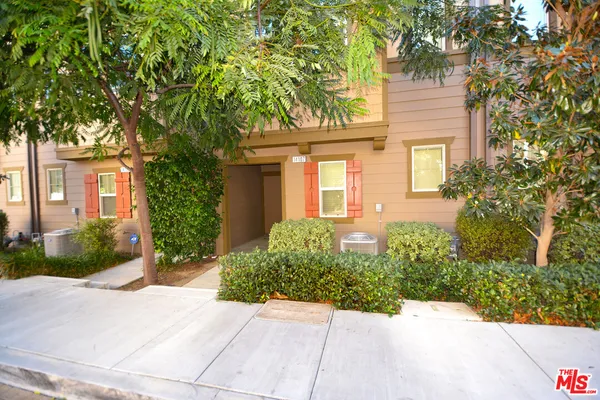$3,495 | 14107 West Birch Lane, Van Nuys, CA 91405