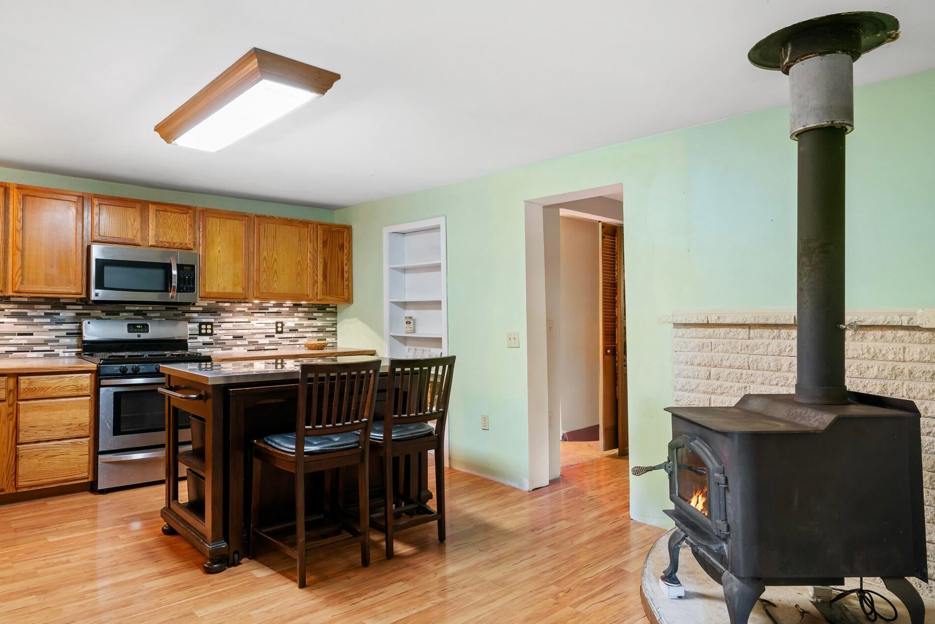 8733 Broe Road Cheboygan, MI 49721 - Photo 13 of 42 50B7905B-0469-4610-A684-0CB00775495F_1_2