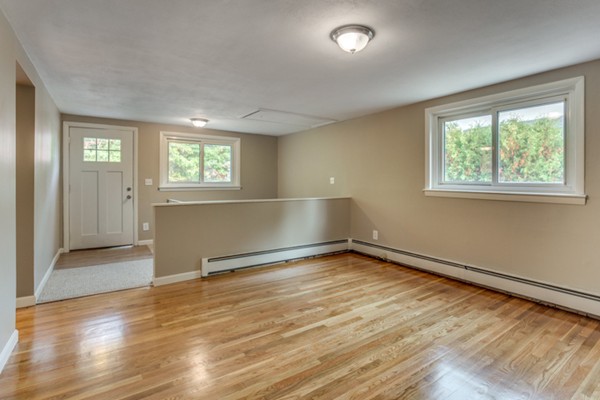 14 Upland Road Lynn, MA 01902 - Photo 7 of 30 Gallery Image 7