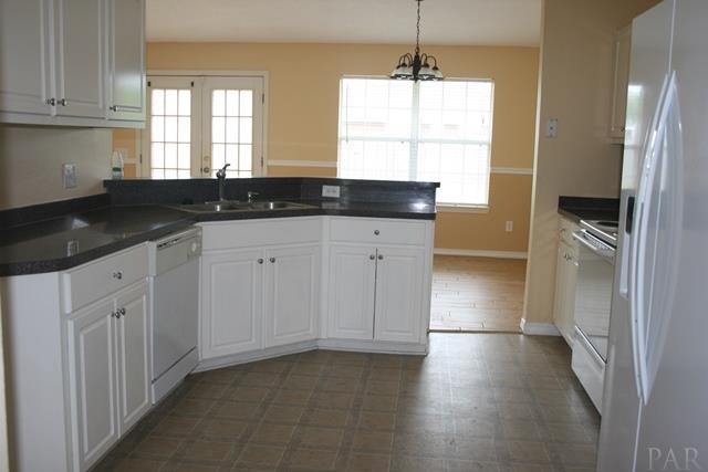 7108 Fitzpatrick Road Pensacola, FL 32526 - Photo 11 of 24