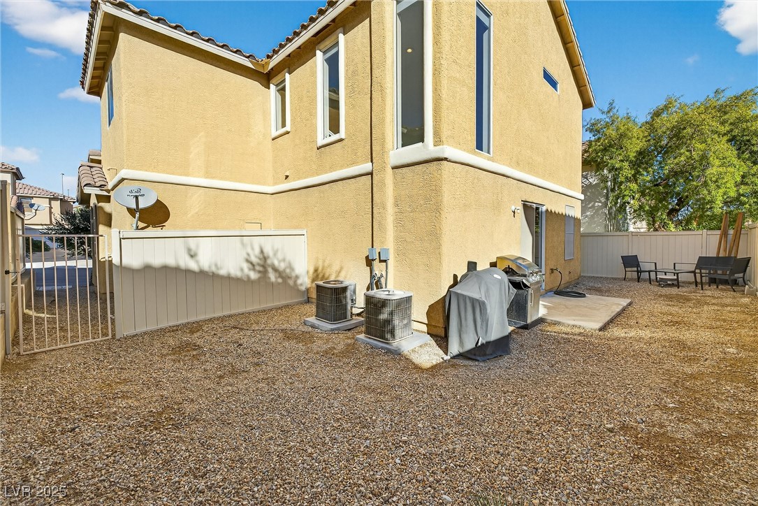 10355 Faustine Avenue Las Vegas, NV 89129 - Photo 28 of 31