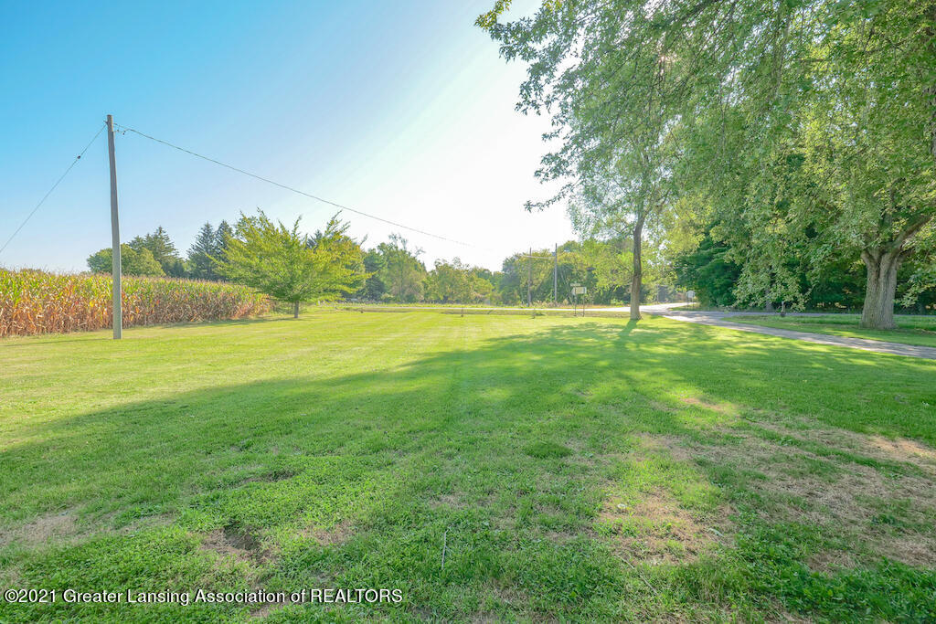 3653 East Round Lake Road Dewitt, MI 48820 - Photo 37 of 41 P1677843