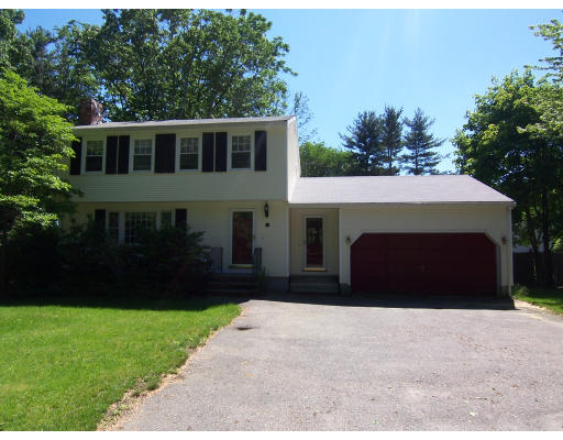 23 Arcadia Road Billerica, MA 01821 - Photo 3 of 28