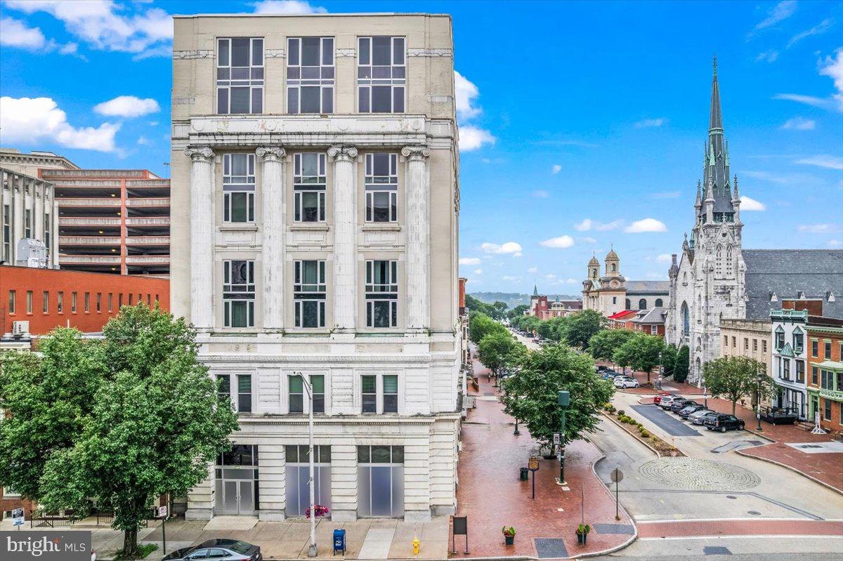 231 State Street, Unit 805 Harrisburg, PA 17101 - Photo 25 of 37 a view of a city that has tall buildings