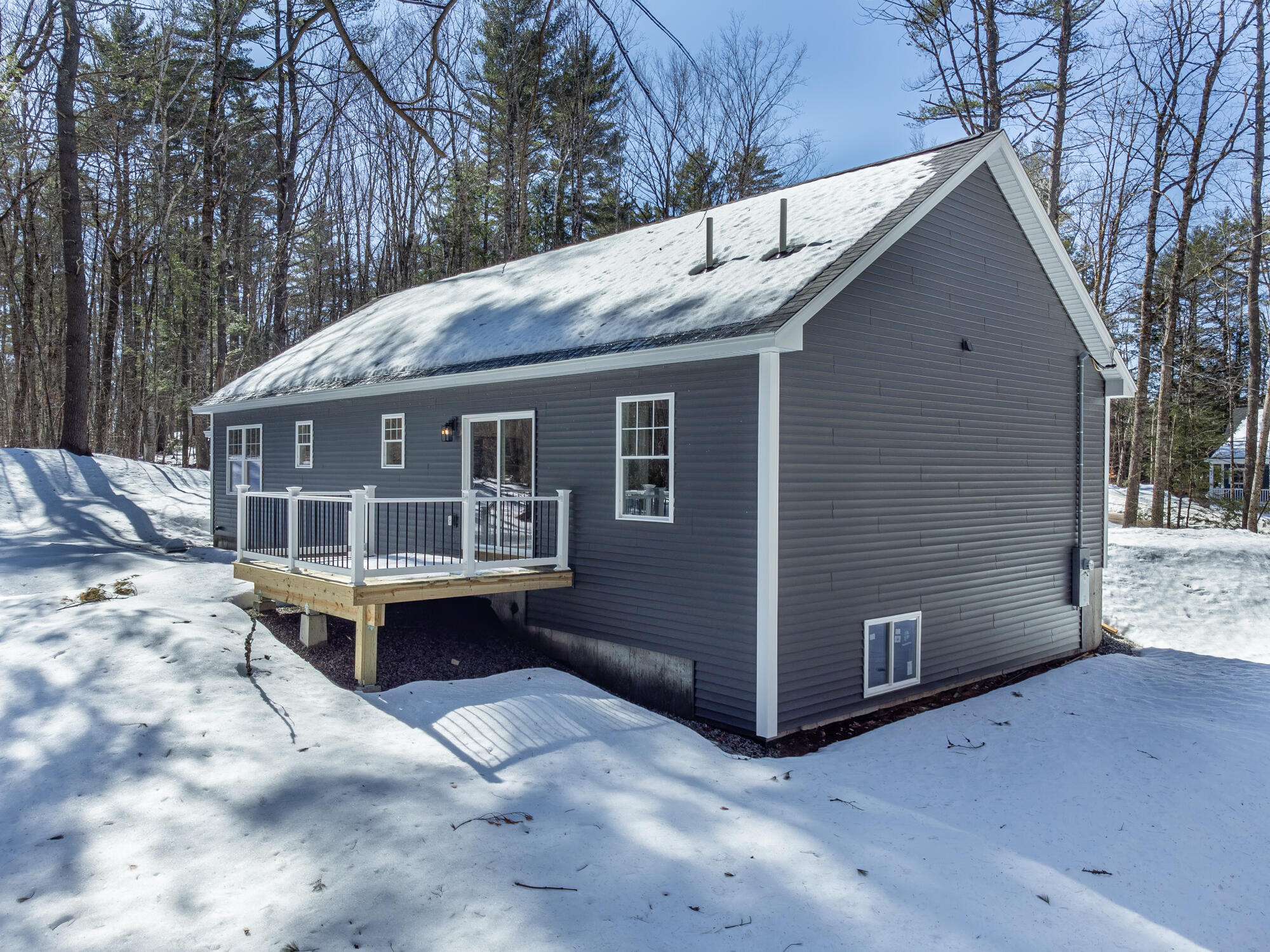 921 Sebago Road Sebago, ME 04029 - Photo 35 of 37 240LeisureLnLimerick-4